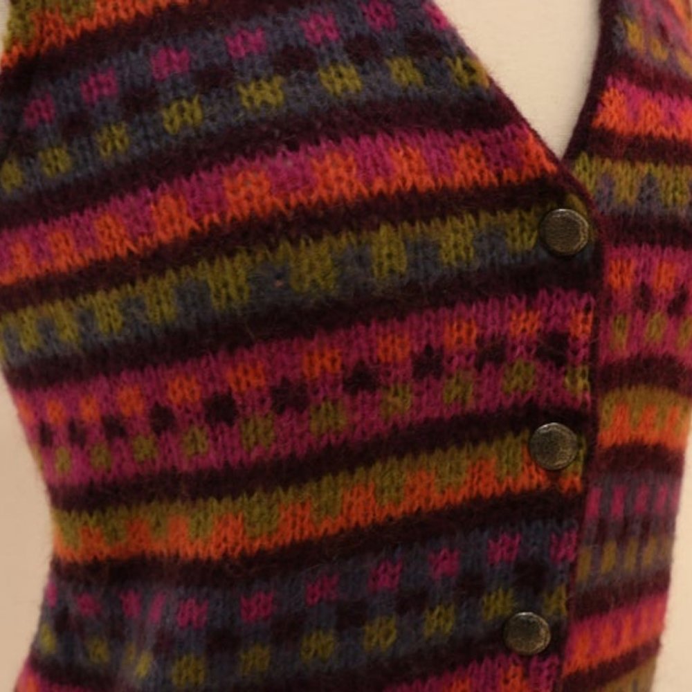 Colorful Knit Patterned Vest - Picture 2 of 3